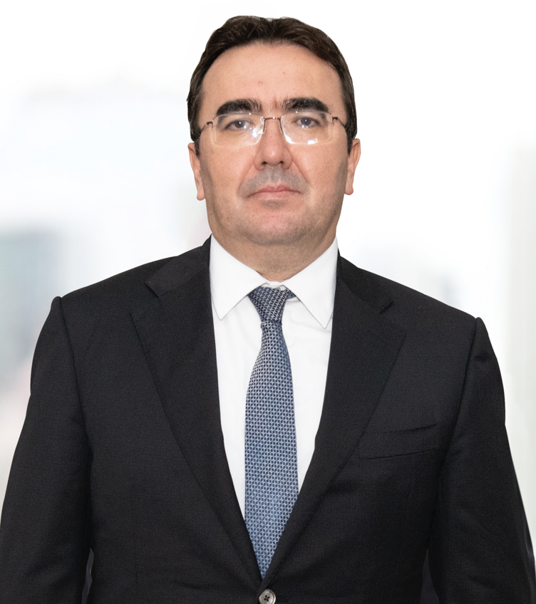 director-img